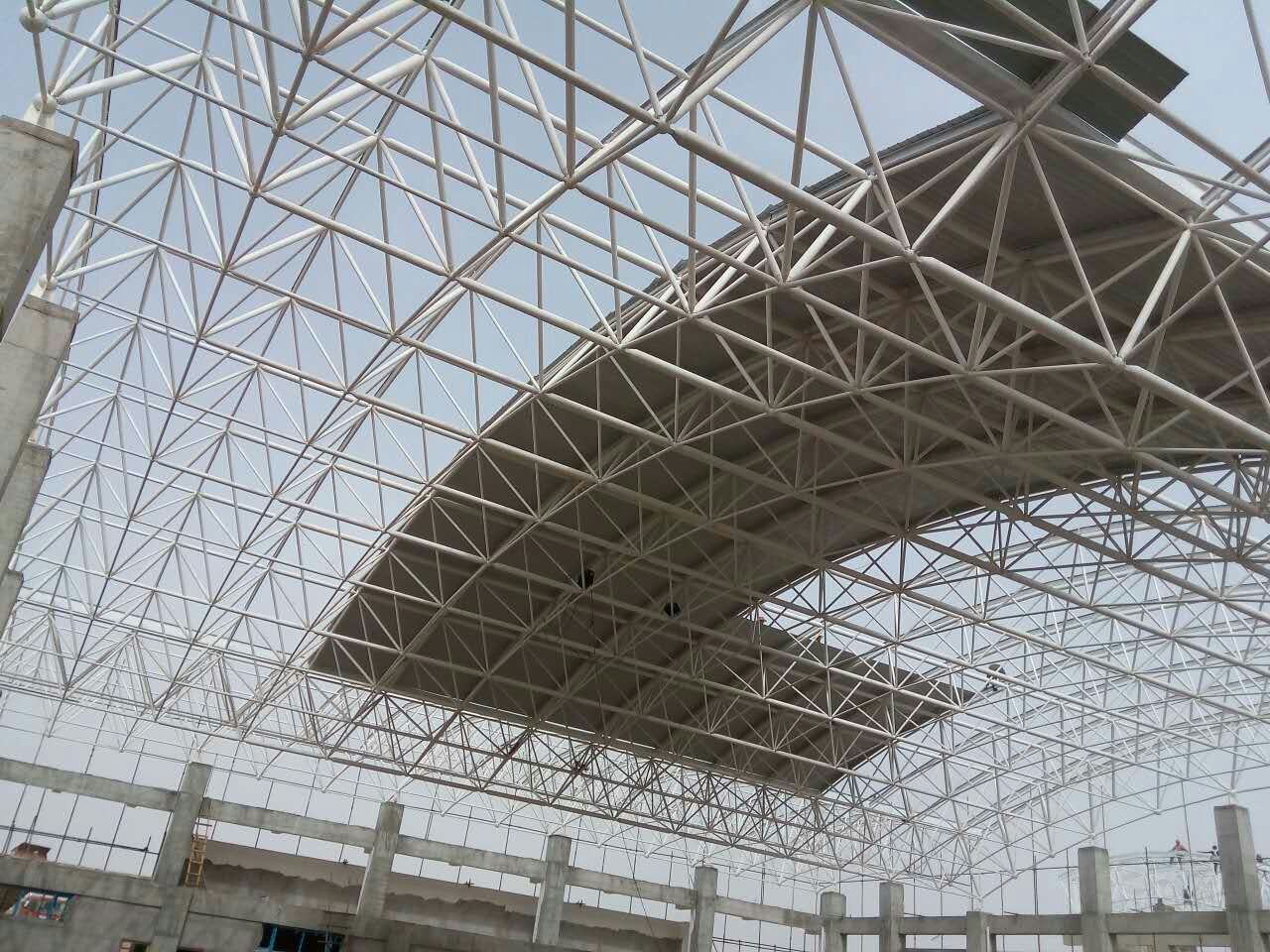 六安青岛一汽网架